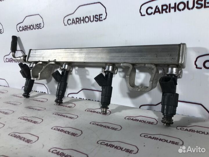 Рампа с форсунками Ford Focus 2 1.8 qqdb