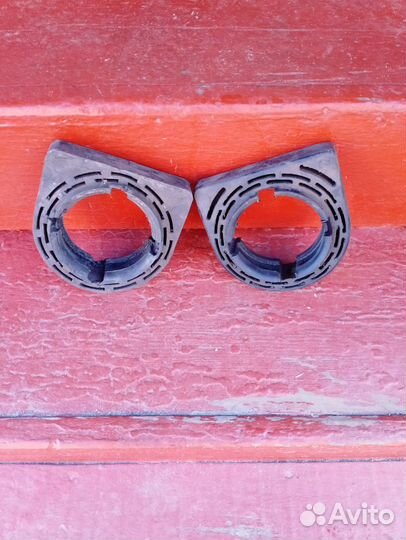 Продаётся масляный насос на ЗИЛ б\у и подушки опор