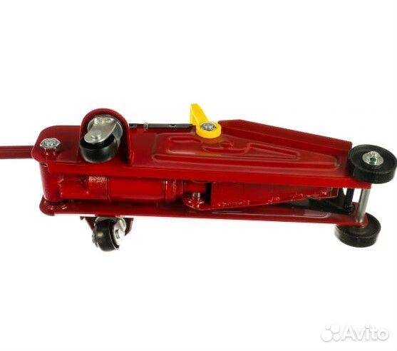 Домкрат подкатной 2 т. Autoprofi 135-305 мм
