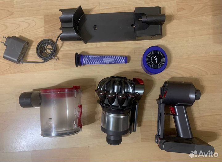 Пылесос Dyson v8 fluffy