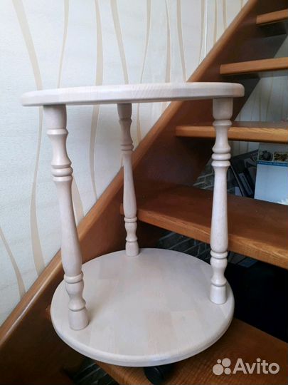 Подставка-столик