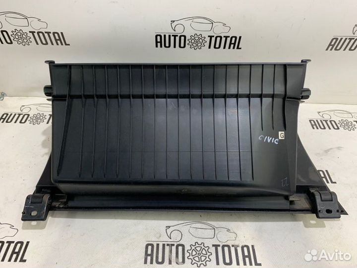 Бардачок Honda Civic 4D R18A2 2008