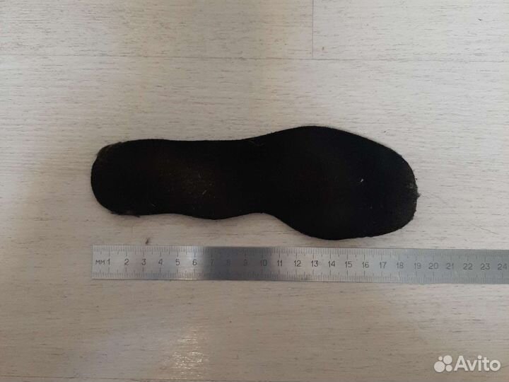 Коньки хоккейные