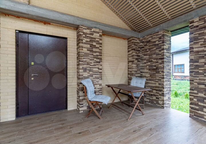 Дом 260 м² на участке 17,8 сот.