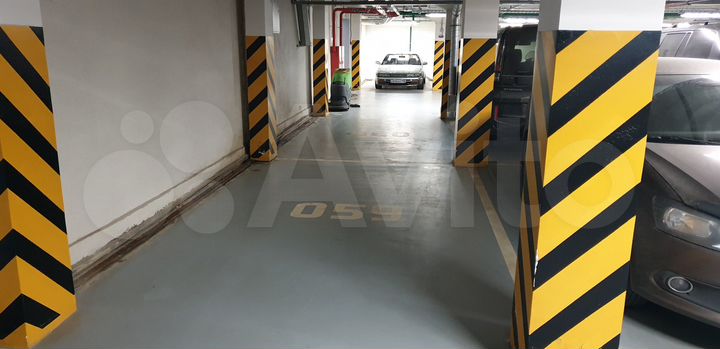 Машиноместо, 15 м²