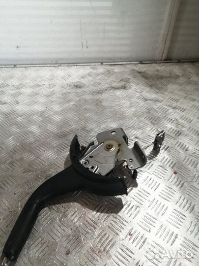 Рычаг стояночного тормоза Mitsubishi Lancer 10