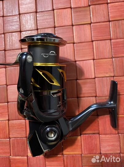 Катушка безинерционная sw4000xg shimano