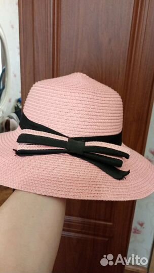 Шляпа женская соломенная