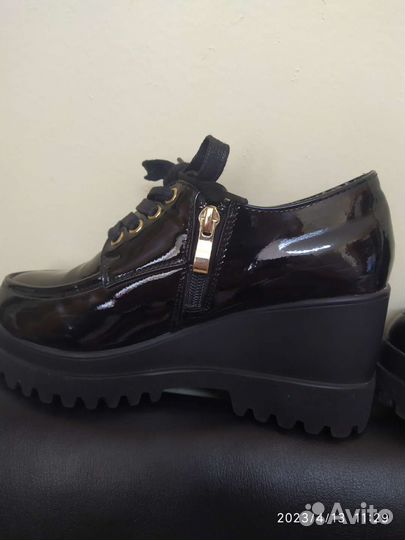 Обувь женская