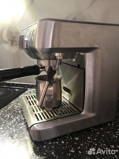 Кофемашина bork C800