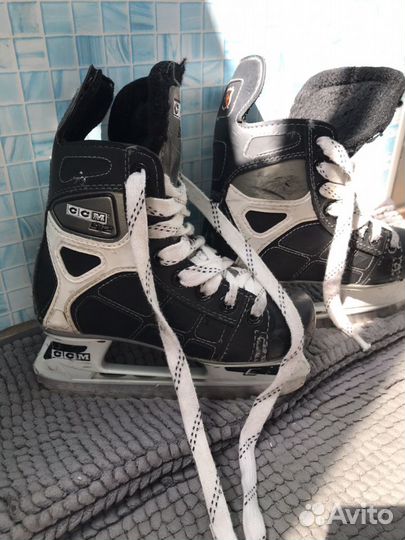 Хоккейные коньки детские CCM