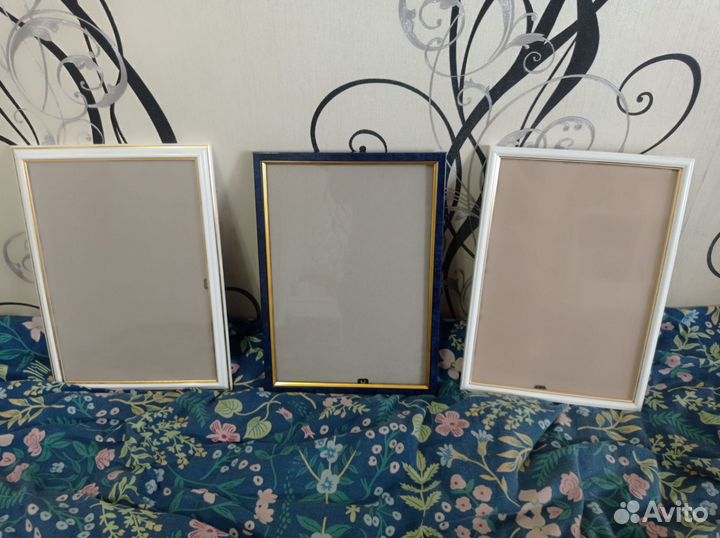 Рамки для фото и картин