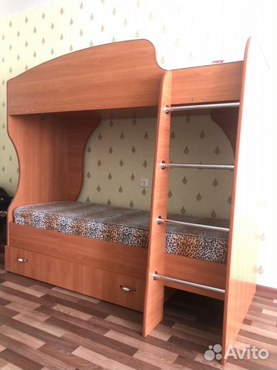 Двухъярусная кровать бу