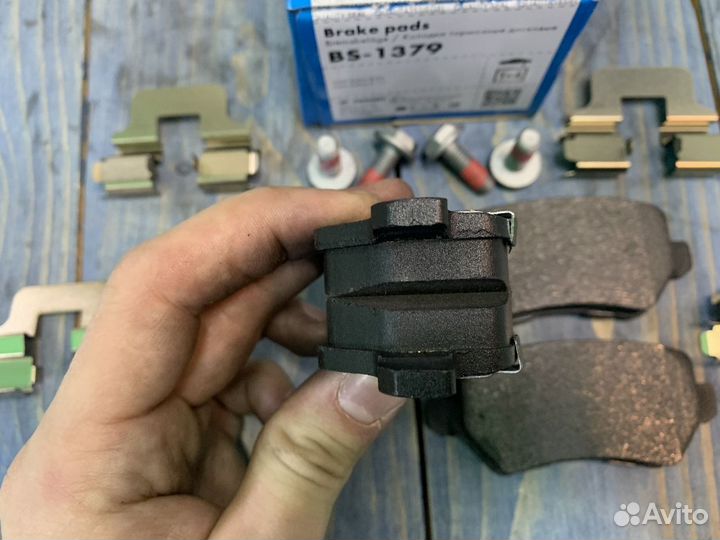 Колодки тормозные задние Opel Zafira B, Kia Ceed