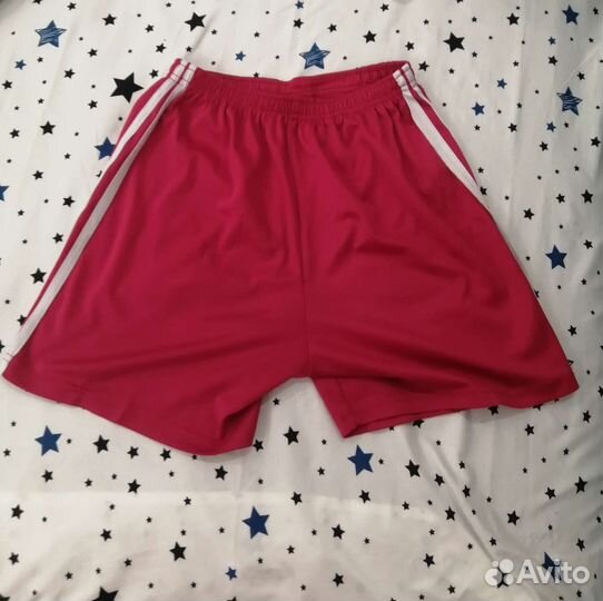Спортивные шорты