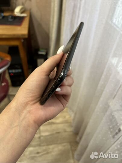 Телефон iPhone 7 plus 128gb