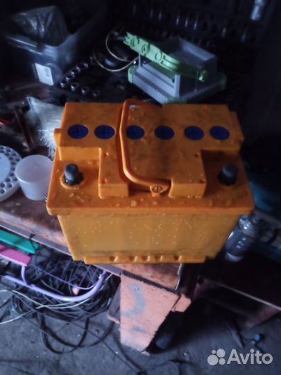 Аккумулятор 63a/h