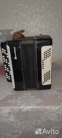 Баян