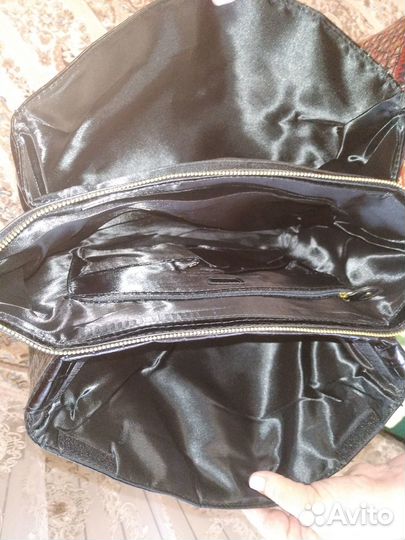 Сумка женская черная лакированная