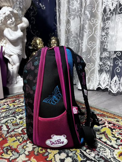 Школьный рюкзак