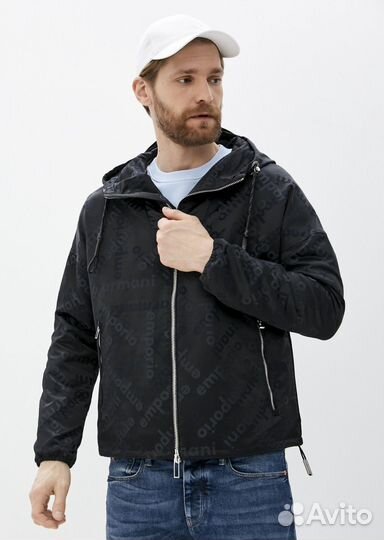 Куртка Armani новая