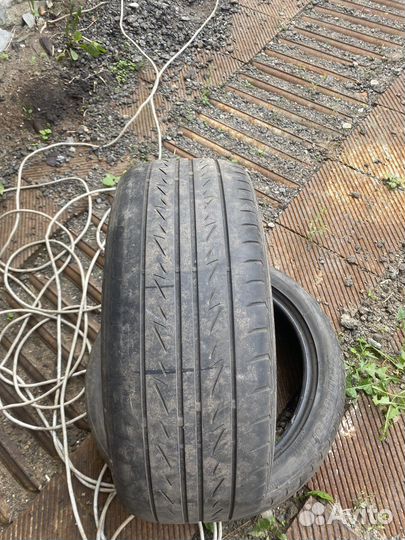 Bridgestone MY-02 Sporty Style 215/55 R17 91