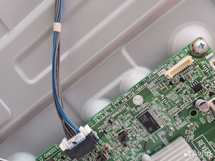 Телевизор LG 49LJ595V (Разбор)(По запчастям)