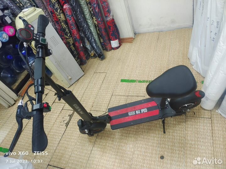 Продам самокат