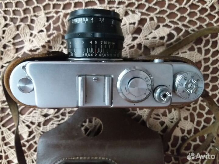 Фотоаппарат зоркий 4 и экспонометр Свердловск 4