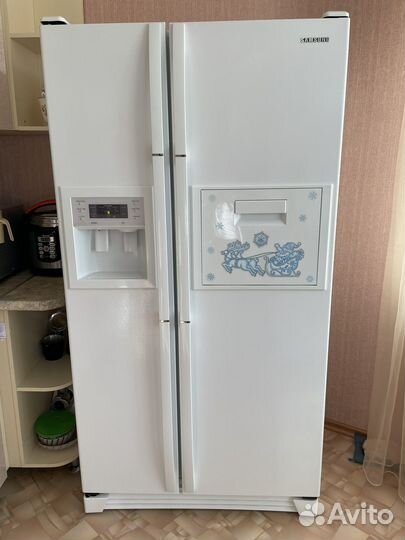 Холодильник samsung