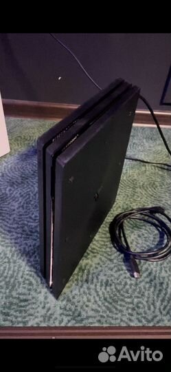 Игровая приставка ps4