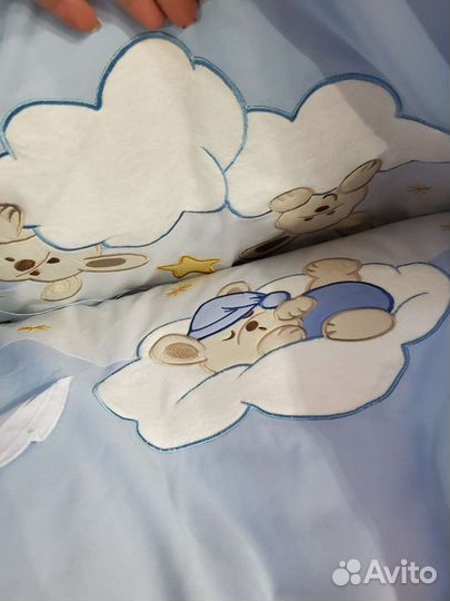 Бампер в детскую кроватку