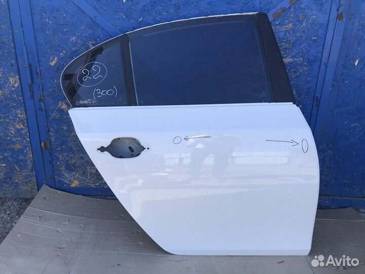 Дверь задняя правая Bmw e60