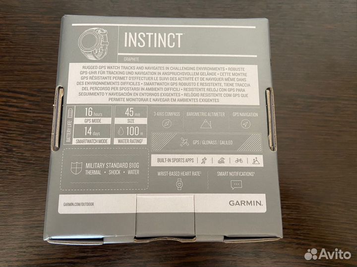 Часы Garmin instinct