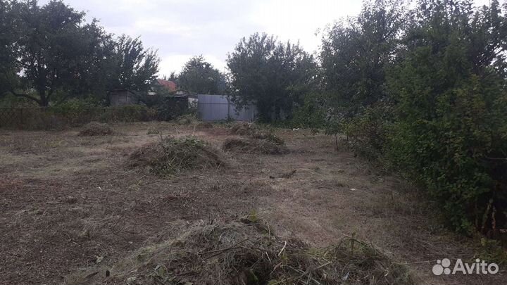 Впашка земли профессиональным мотоблоком