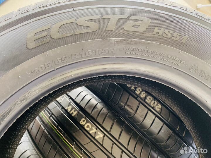 Kumho Ecsta HS51 205/65 R16 95H
