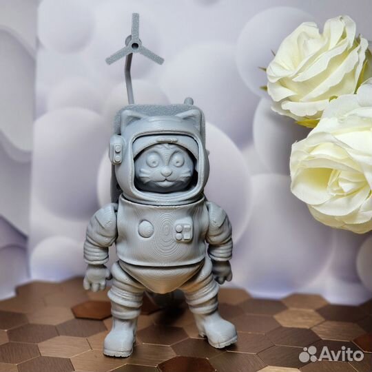 Фигурка Космонавт. Кот Астронавт подвижный