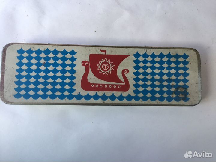 Коробочки баночки жестяные СССР