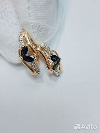 Золотые серьги с бриллиантом