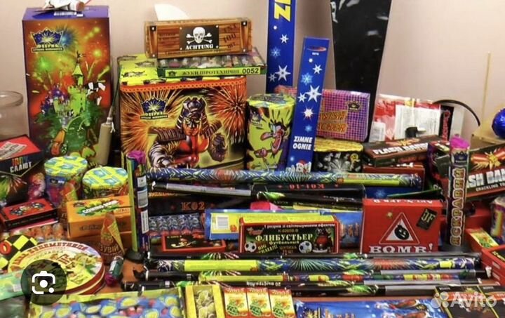 Салюты и фейерверки, пиротезника