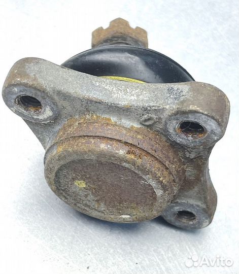 Мицубиси Паджеро Спорт Опора шаровая