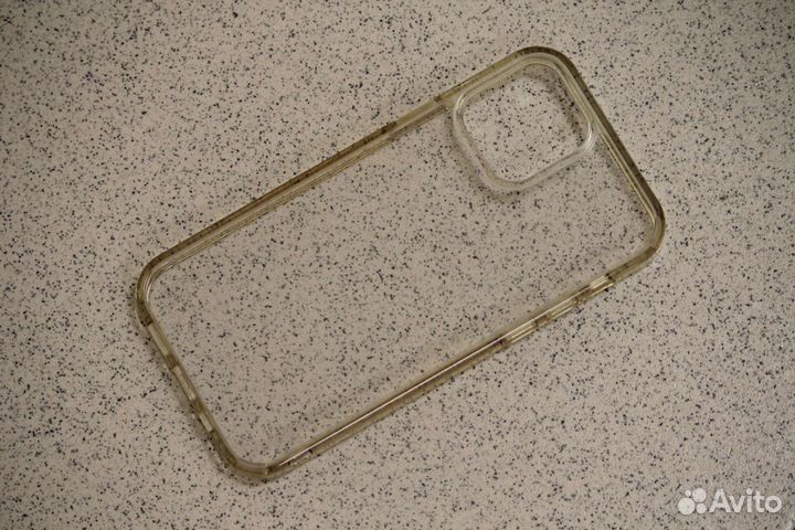 Чехол Uniq на iPhone 12 / 12 Pro