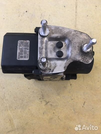 Блок ABS Volkswagen Phaeton (2110)