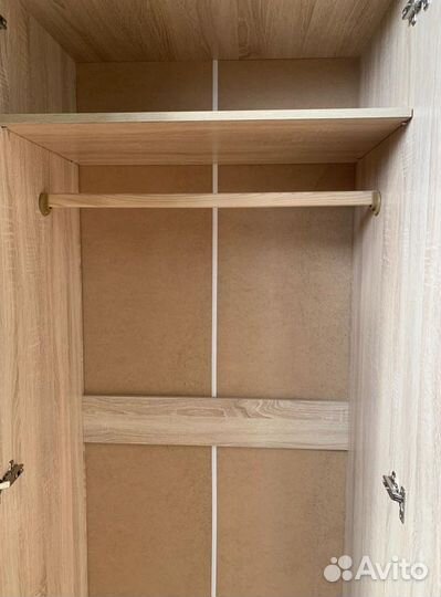 Шкаф Рик платяной