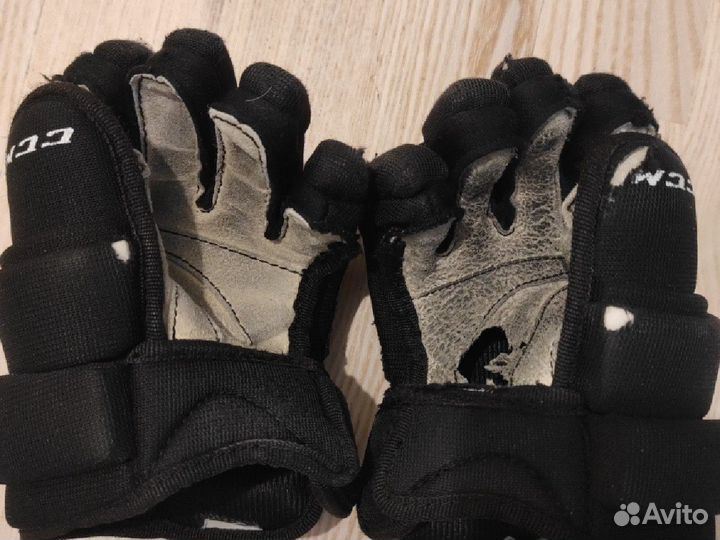 Краги Ccm хоккейные детские 8