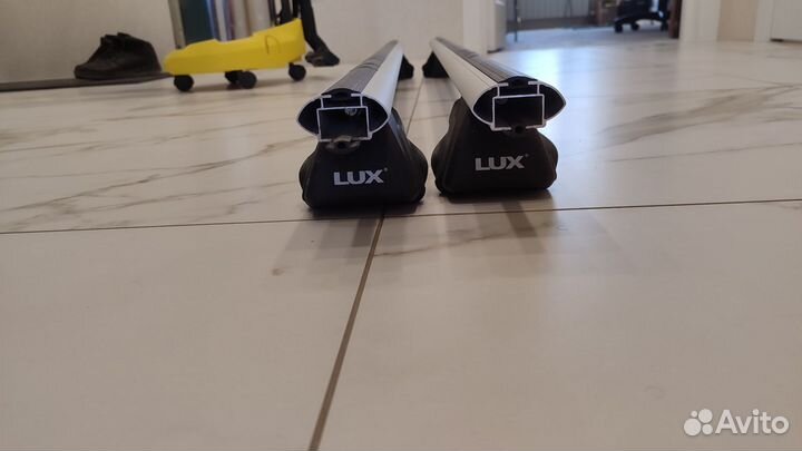 Багажник на крышу lux