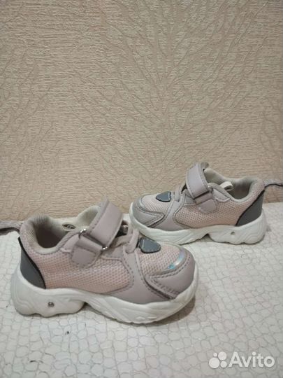 Кроссовки детские для девочки 23 размер