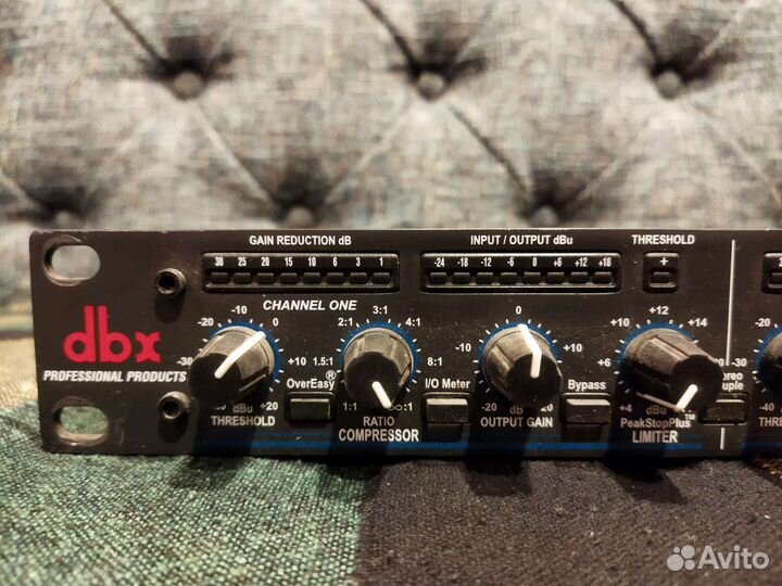 DBX 1046 компрессор лимитер 4 канала