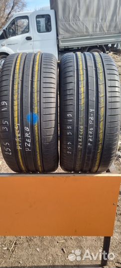 Pirelli P Zero PZ4 255/35 R19