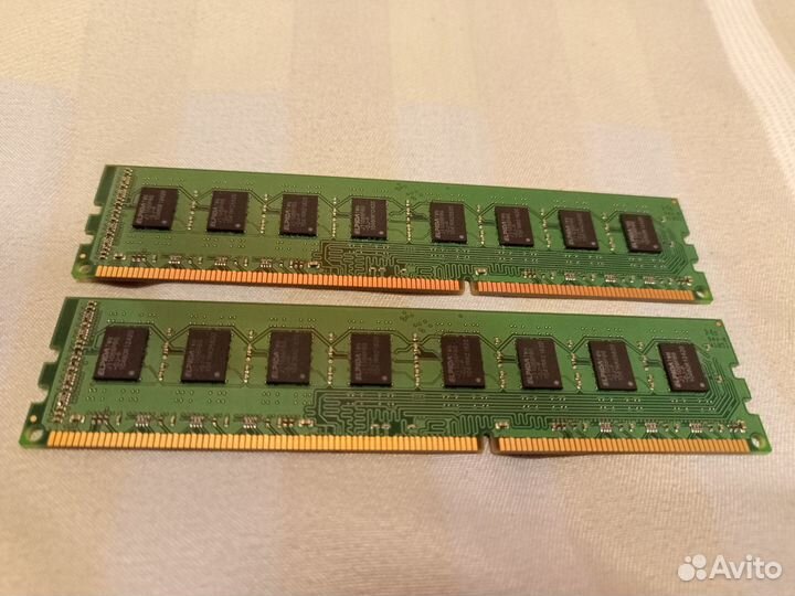Модули памяти Kingston DDR3 2GB (2 шт.)